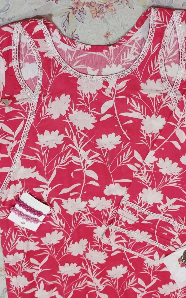 Blossom Charm – 2-Piece Floral Elegance - Image 9